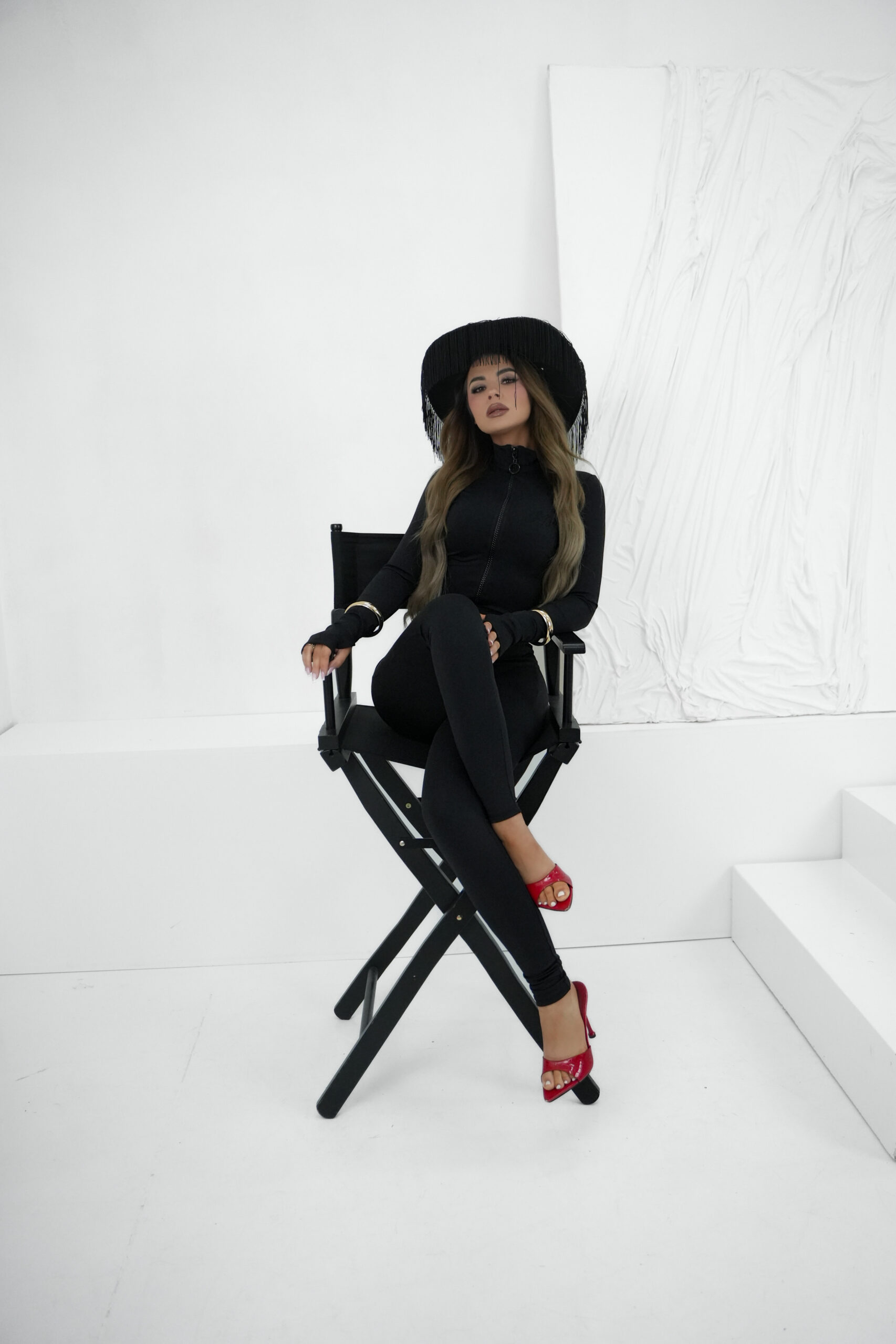 KOMBINEZON LAREN w 4 kolorach - obrazek 2