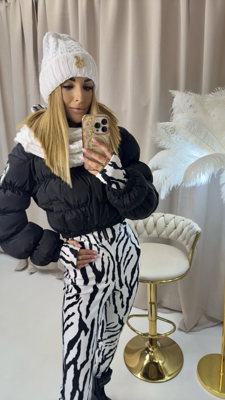 KOMPLET CZAPKA+KOMIN kolor czarny i biały - obrazek 4