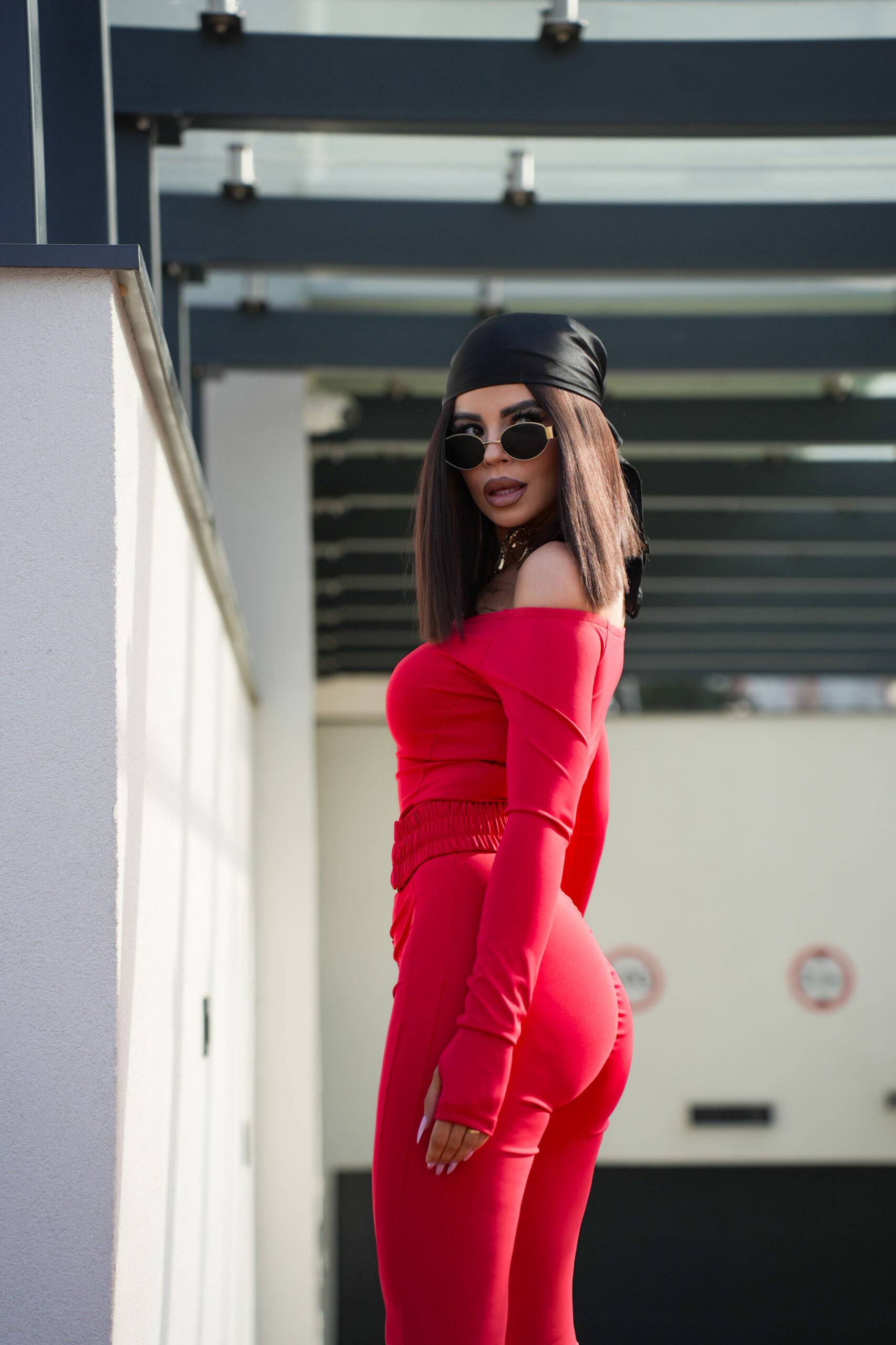 KOMBINEZON LIWION z paskiem w 6 kolorach - obrazek 26