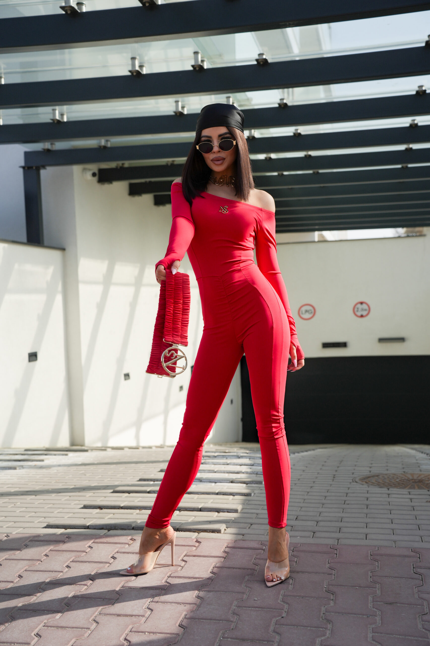 KOMBINEZON LIWION z paskiem w 6 kolorach - obrazek 30