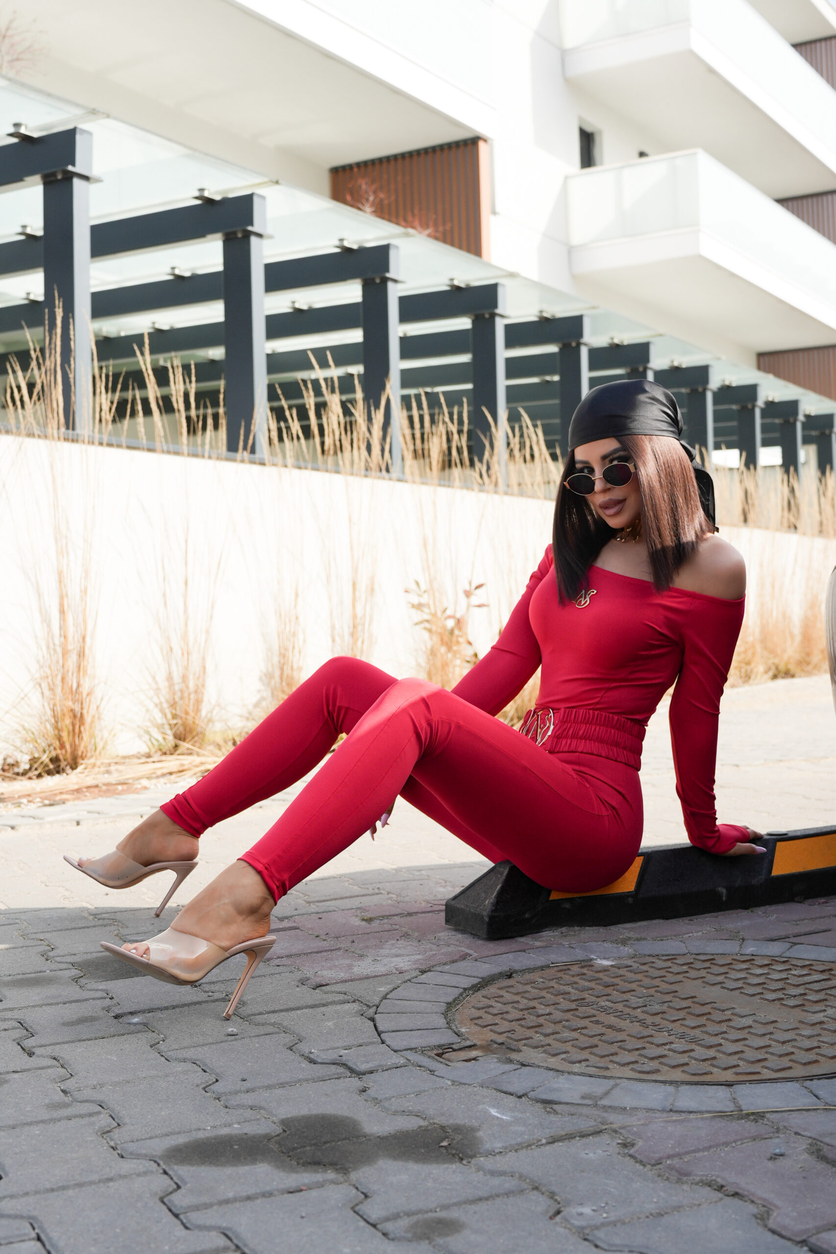 KOMBINEZON LIWION z paskiem w 6 kolorach - obrazek 40